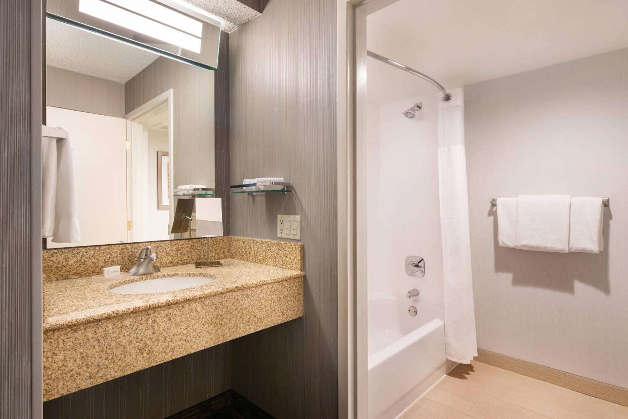 Courtyard Milpitas Silicon Valley Экстерьер фото